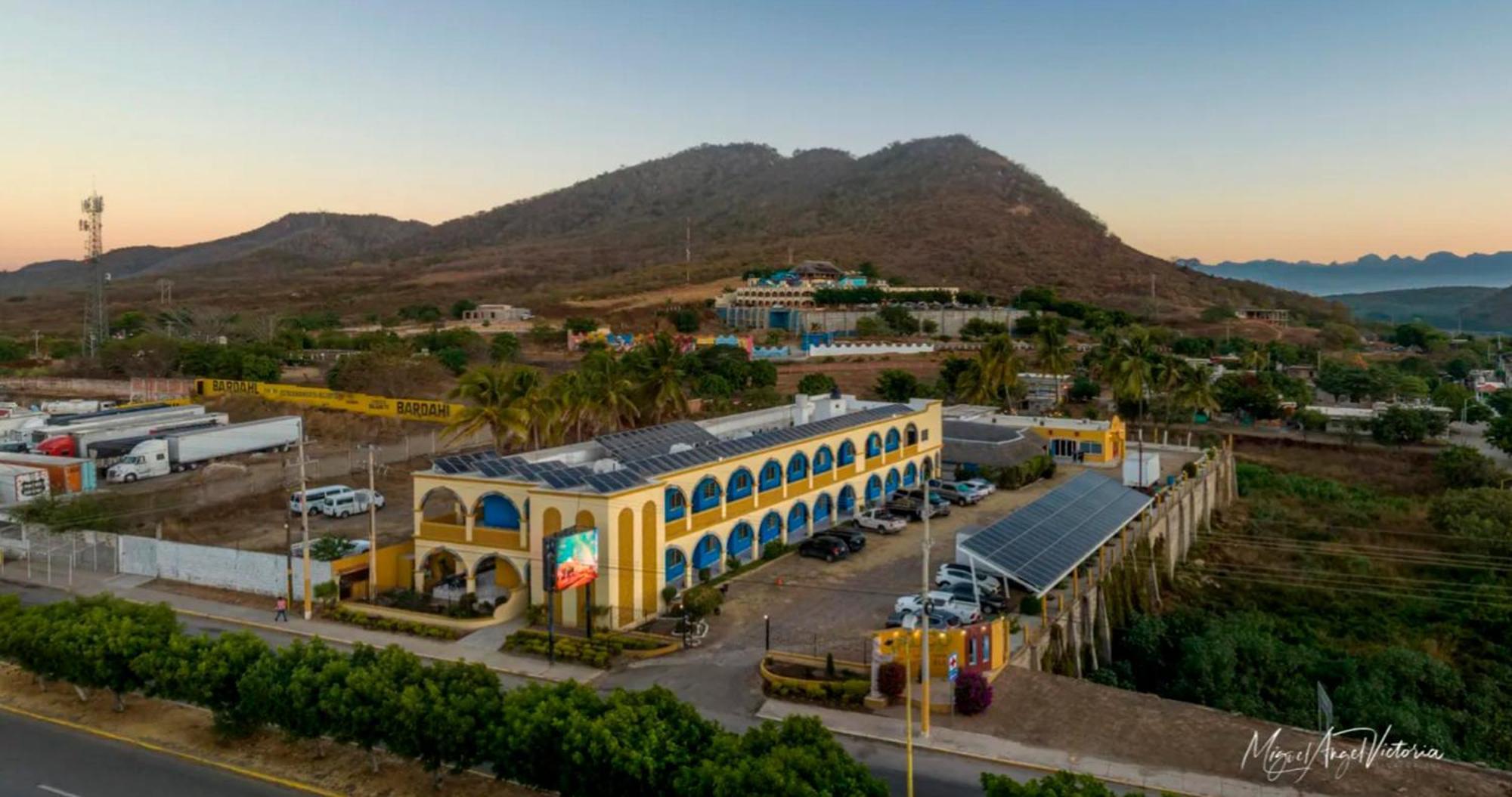 Hotel Yauco El Rosario エクステリア 写真